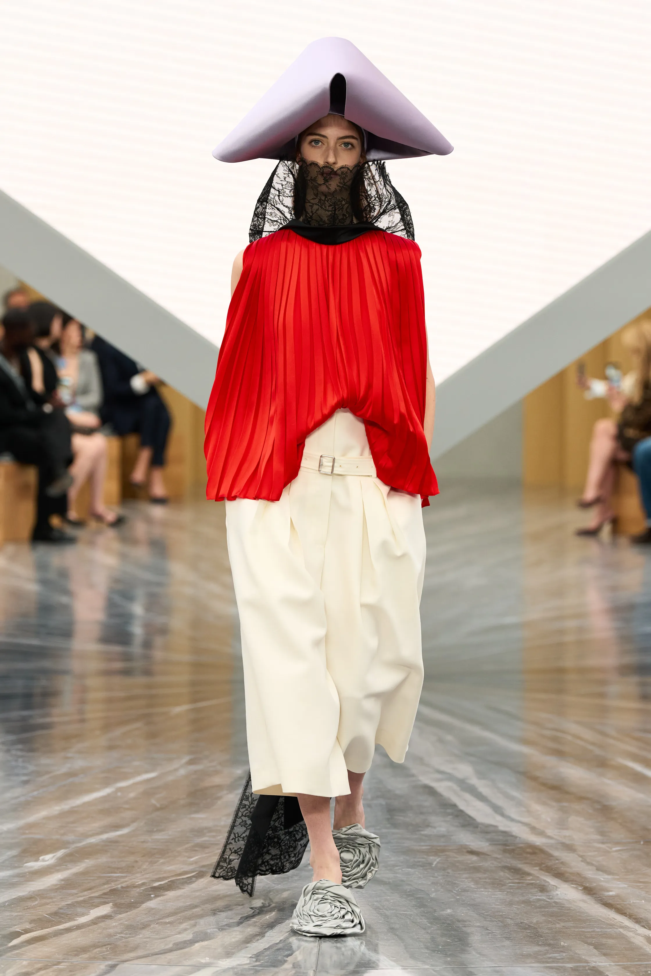 Dior Primavera-Verano 2026: el futuro como espejo de la memoria