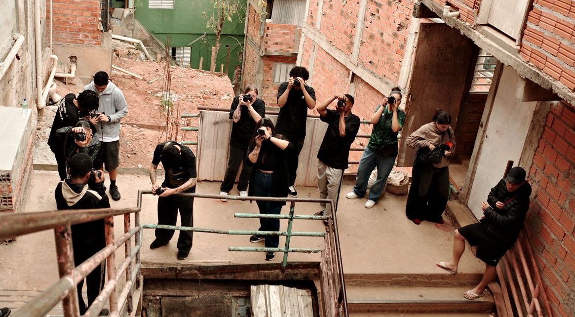 Kenner y Proyecto Click en la Favela ofrecen curso gratuito de fotografía para jóvenes de Paraisópolis