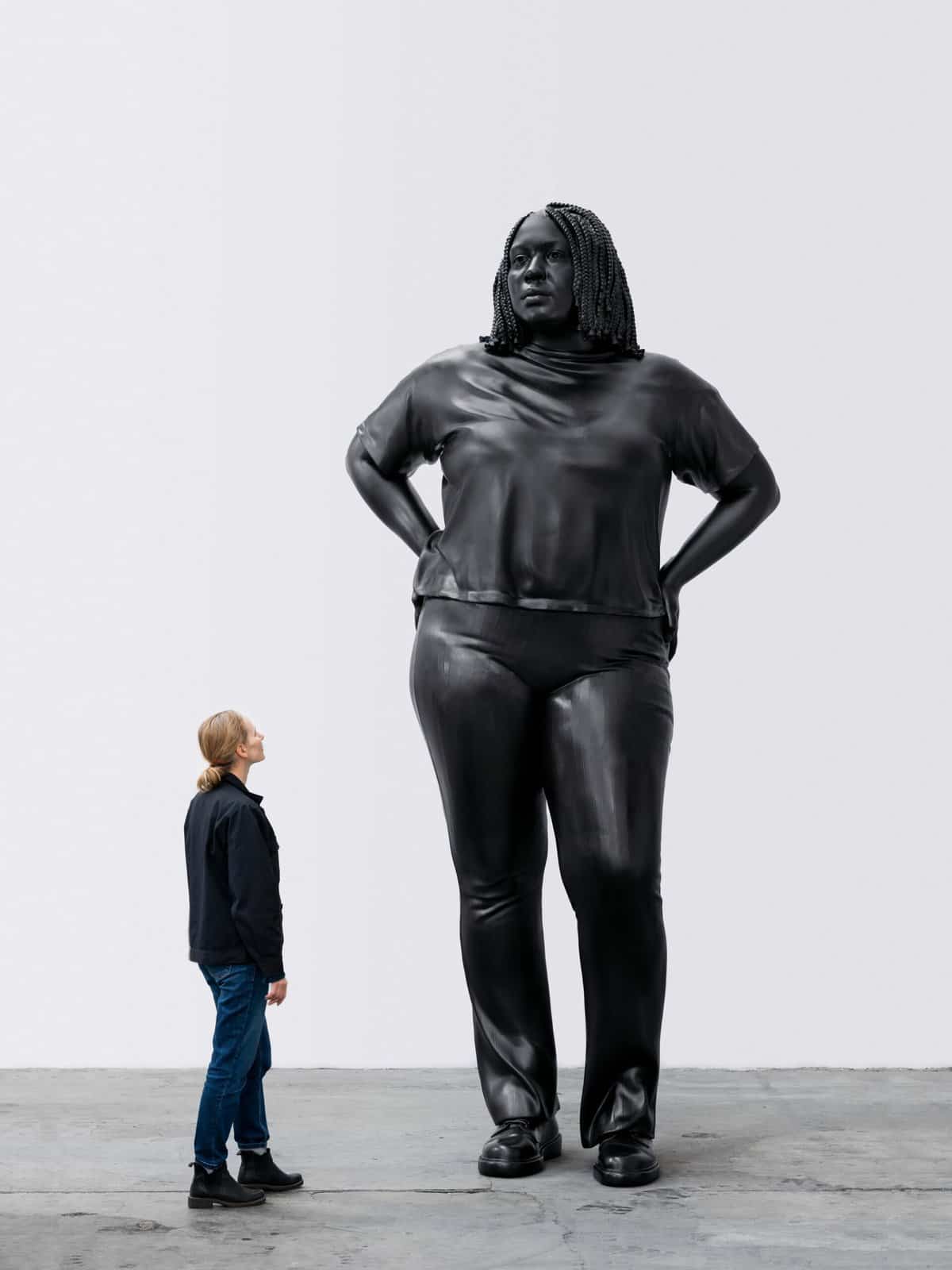Thomas J Price questiona o poder da representação em nova exposição na Hauser & Wirth Nova York