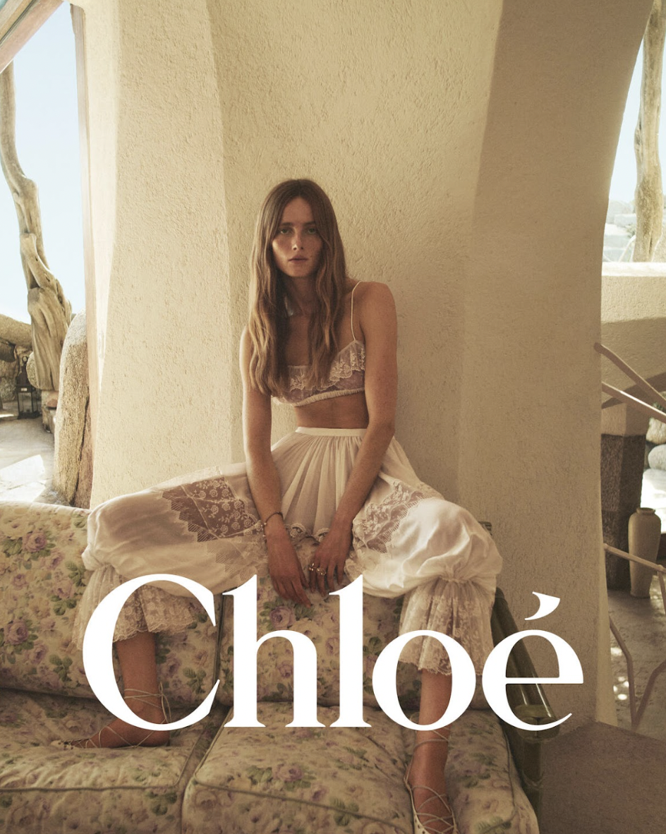A Magia do Verão Mediterrâneo com a Chloé